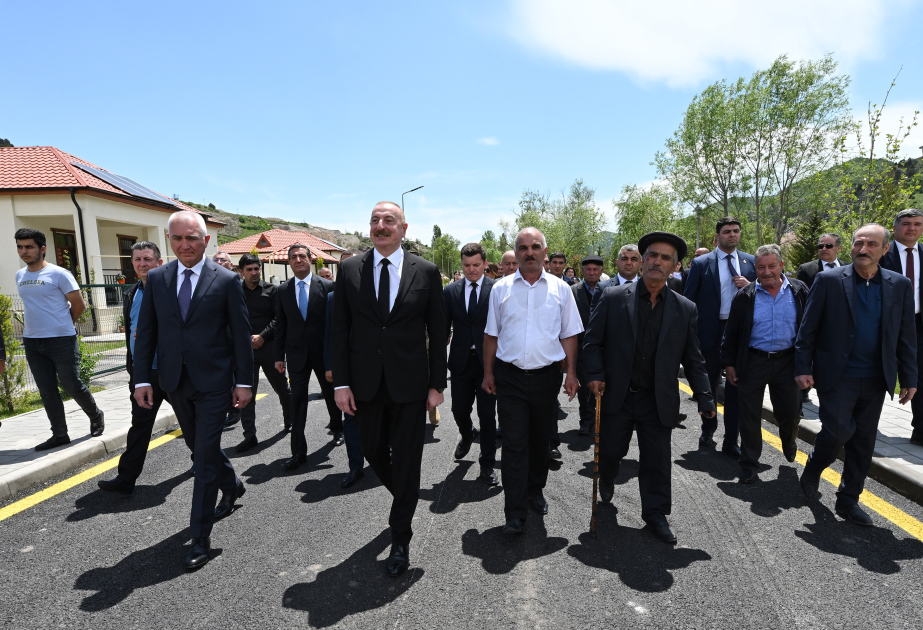 Президент Ильхам Алиев встретился с жителями, переселившимися в село Сус Лачинского района, принял участие в открытии малых гидроэлектростанций  ОБНОВЛЕНО ВИДЕО
